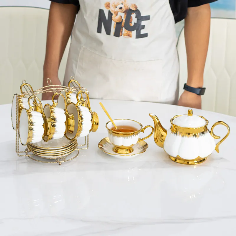 Керамический кофейный сервиз — английский чайный набор для дома в стиле лёгкой роскоши (5)